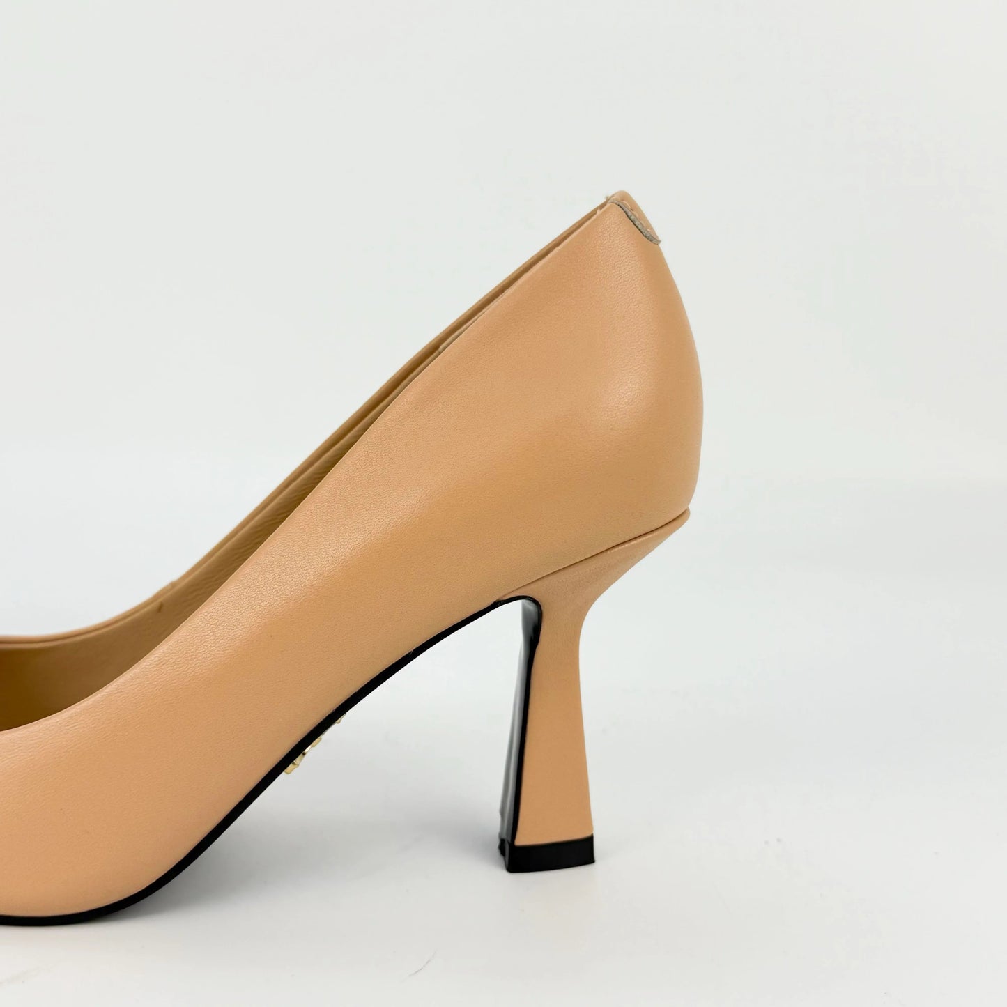 The Signature Heel